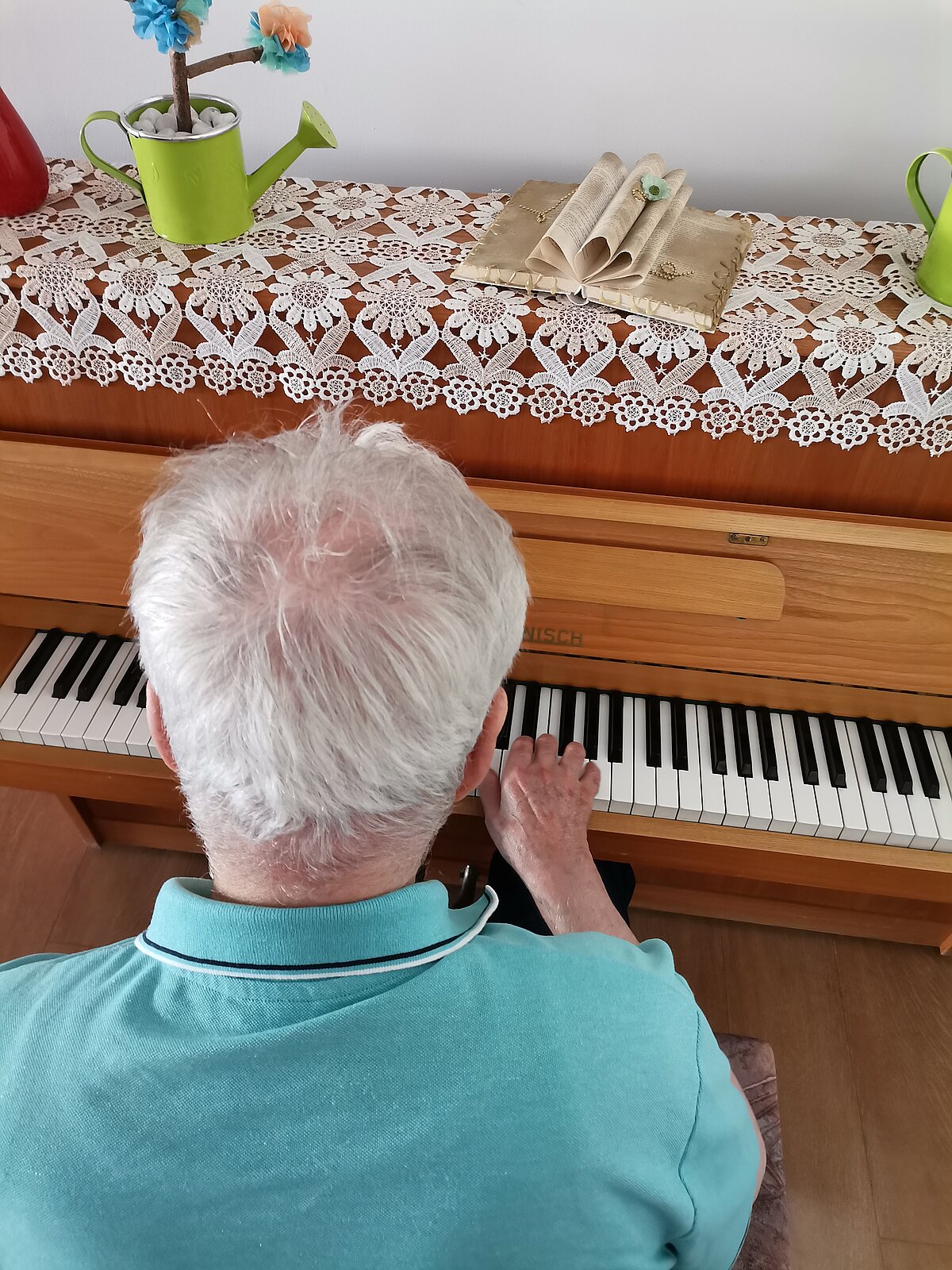 Klavierspiel. Nur vom Standort Zwenkau zu nutzen!!