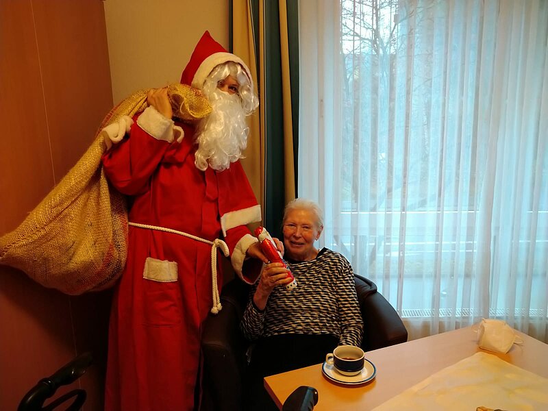 „Nikolaus komm in unser Haus“ - Seniorenzentrum Am Ostring in Bochum