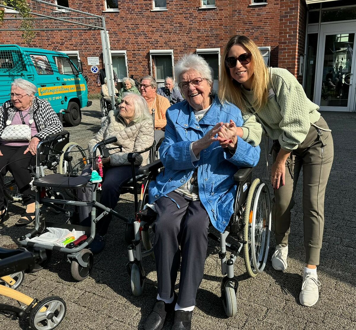 Bewohner bei der Erinnerung-in-Fahrt-Veranstaltung